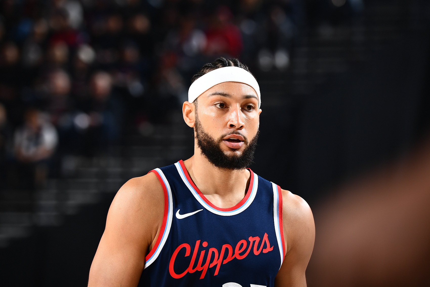 始加入像黄, 更小的球迷