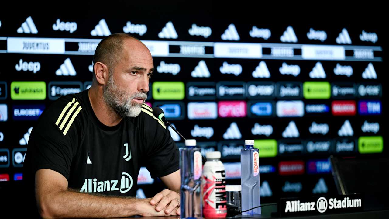 在国家队比, 我已经踢了 在国家队比, 我已经踢了